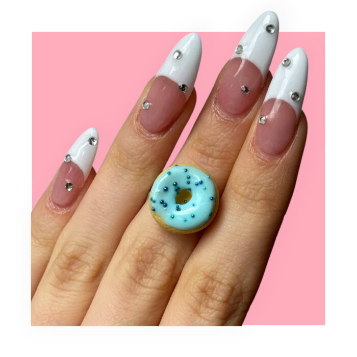 Pierścionek donut niebieski - obrazek 1