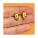 Sztyfty liście złotego dębu