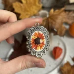 Naszyjnik jeżyk w kupce liści - obrazek 2